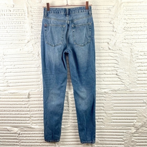 BDG Urban Outfitters Mom Hi-Rise Jeans Tapered Leg Lightly Distressed Size 24 - Picture 7 of 12
